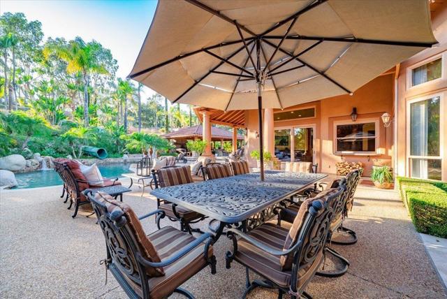 15397 Rock Creek Ln, El Cajon CA: https://media.crmls.org/mediaz/85efb314-d17e-4989-840d-13d7011520fb.jpg