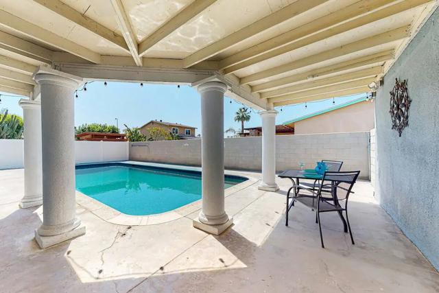 44590 Roundtable Street, Indio CA: https://media.crmls.org/mediaz/85efe742-d804-4d63-a00d-494b6b1ea2d2.jpg