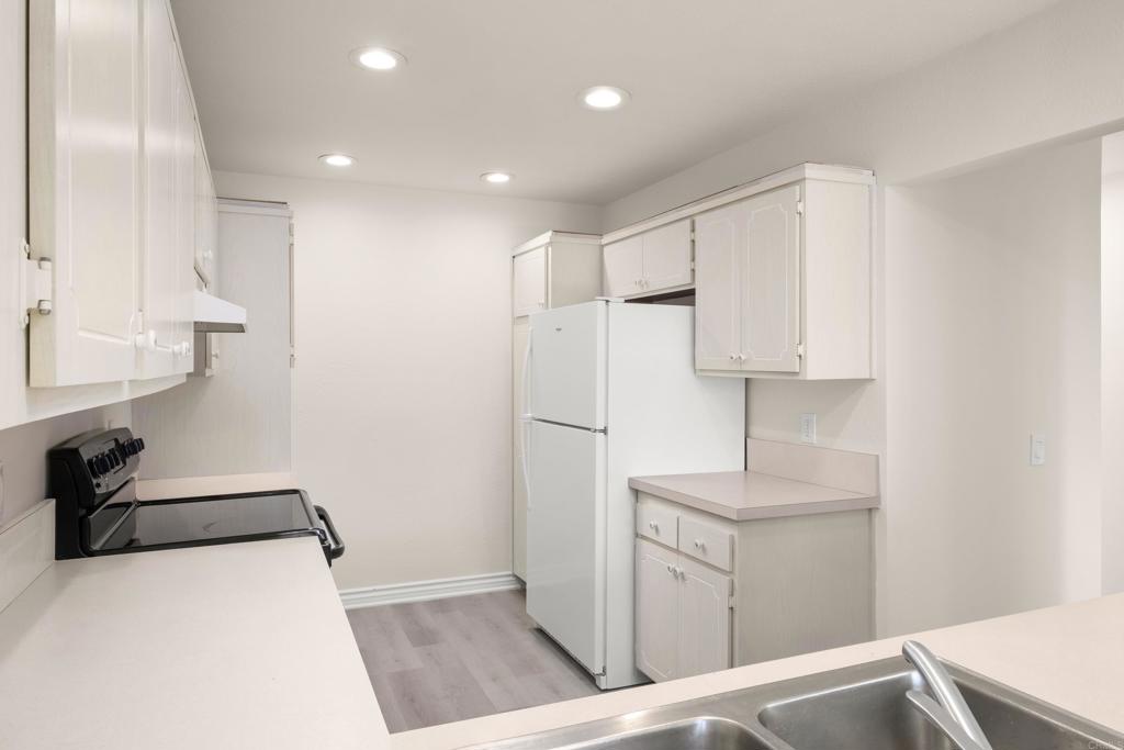 4020 Layang Layang Circle - photo 9