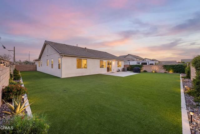 Detail Gallery Image 24 of 25 For 9019 Black Thorn St, Jurupa Valley,  CA 92509 - 3 Beds | 2 Baths