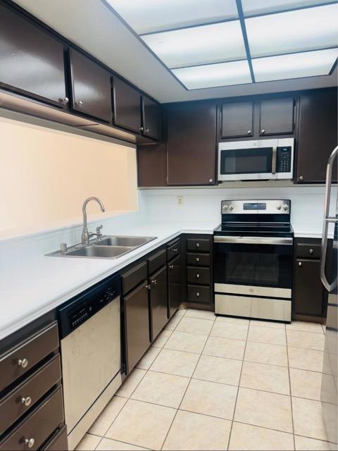 730 Williamsburg Way, Gilroy CA: https://media.crmls.org/mediaz/85f426b8-396d-4fd9-87d3-32182104bc72.jpg