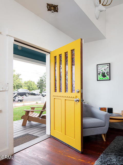 Detail Gallery Image 3 of 24 For 5063 Montezuma St St, Los Angeles,  CA 90042 - 3 Beds | 2 Baths