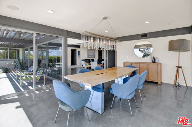 9892 BEVERLY GROVE Drive, Beverly Hills CA: https://media.crmls.org/mediaz/85f6305d-c959-4bae-998a-be10a4562865.jpg
