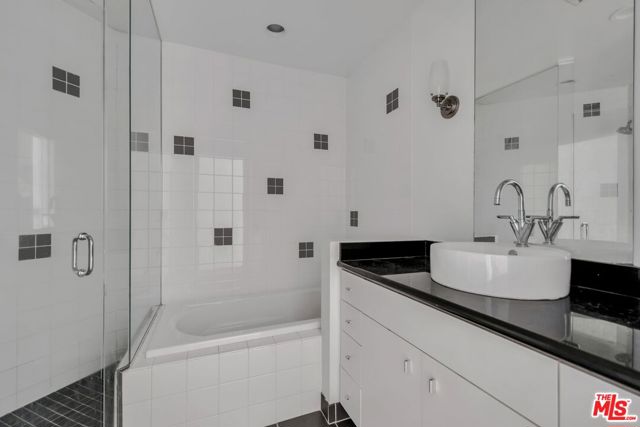 1100 Wilshire Boulevard, Los Angeles CA: https://media.crmls.org/mediaz/85f755d8-c0e0-488f-8fe4-82cc747c292c.jpg