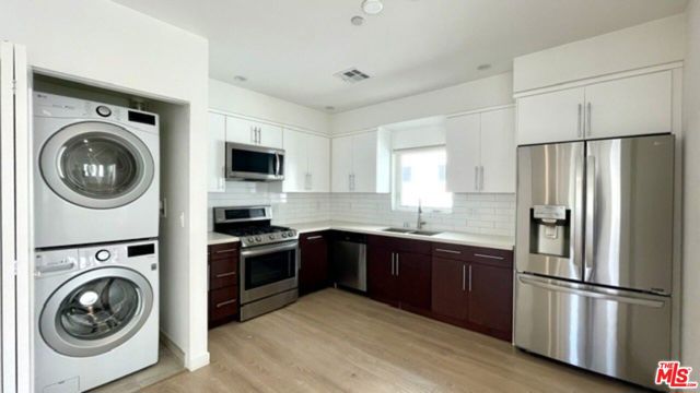 5230 Satsuma Avenue photo 8