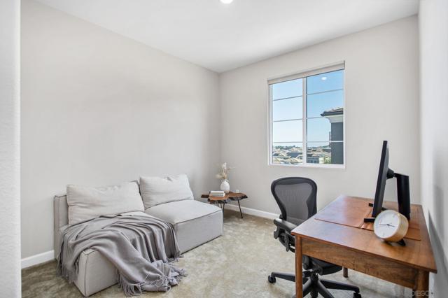1202 Sunrise Vw, San Marcos CA: https://media.crmls.org/mediaz/85f85182-a0a8-4dc7-8fb0-1dc6d49a8a64.jpg