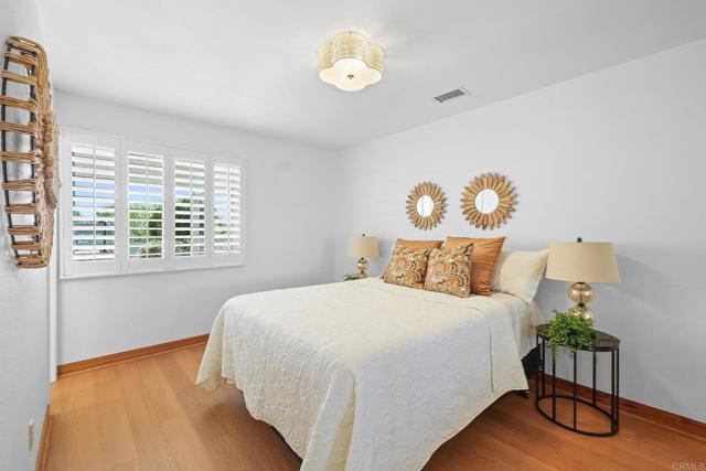 Detail Gallery Image 29 of 38 For 7071 Barker Way, San Diego,  CA 92119 - 4 Beds | 3 Baths