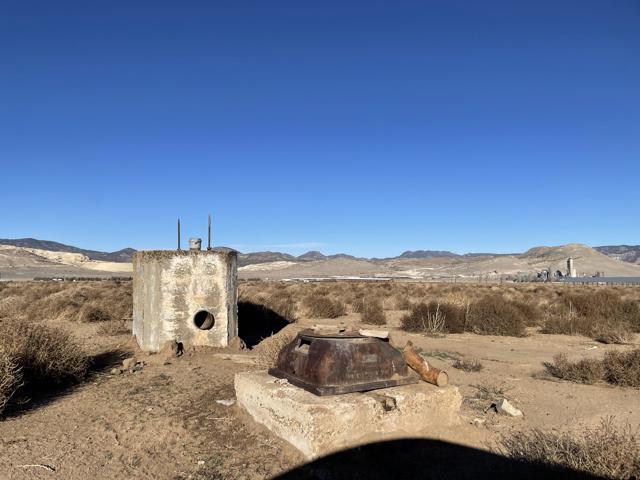 20028 Tehachapi Willow Springs Road, Tehachapi CA: https://media.crmls.org/mediaz/85f8cf05-83b5-416c-8875-235b73284082.jpg