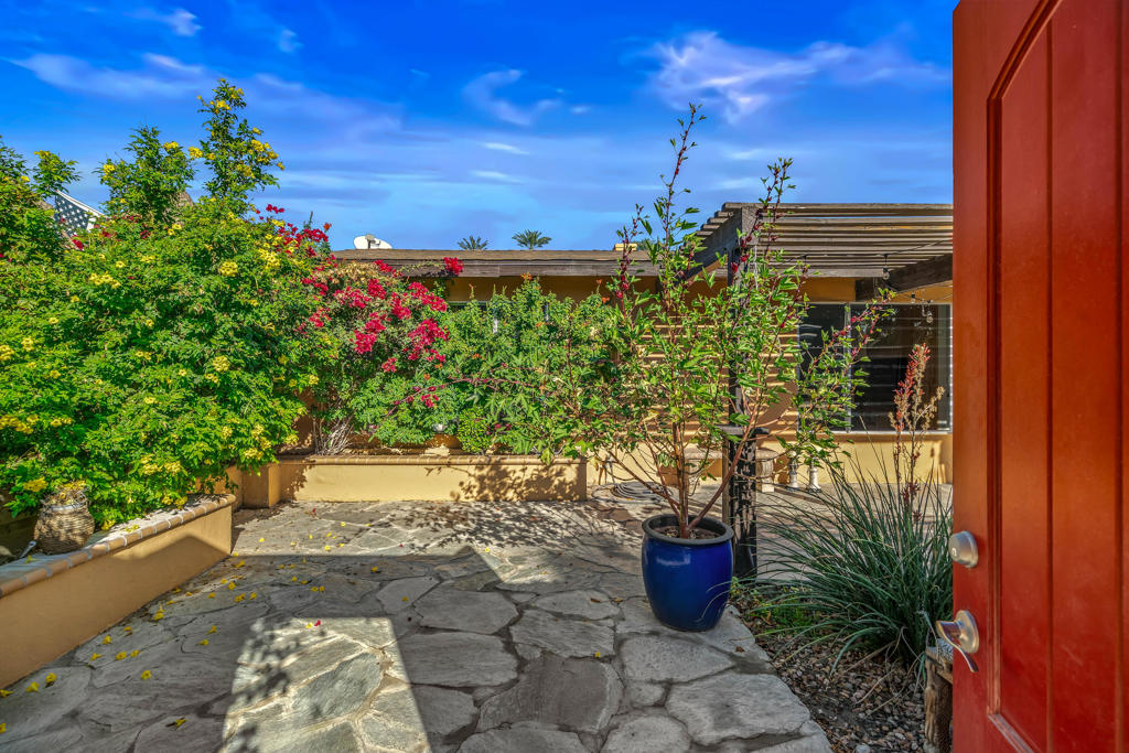 MLS #219139327DA image #6