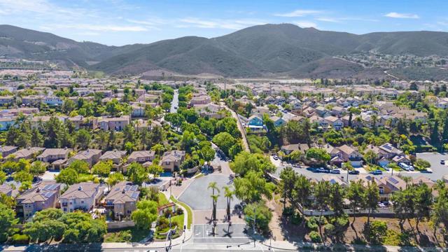 550 Echo Lane, San Marcos CA: https://media.crmls.org/mediaz/85fa3eb8-dc55-42c8-8ca7-a7592ec8fe00.jpg