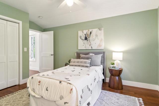 236 Willow Road, Menlo Park CA: https://media.crmls.org/mediaz/85fb2e81-1aba-448f-939d-6082dd842eed.jpg