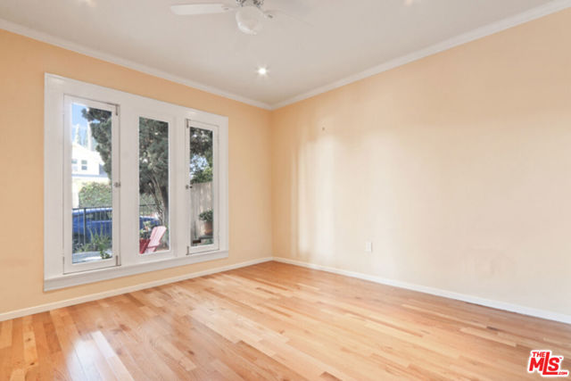 1246 N Genesee Avenue, West Hollywood CA: https://media.crmls.org/mediaz/85fc7fc8-aa07-43df-8055-bf73d6e983f6.jpg
