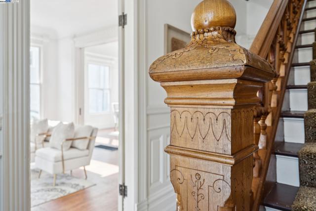 2120 Encinal Ave, Alameda CA: https://media.crmls.org/mediaz/85fcf0a1-19c9-46e6-9a83-aefacbc30330.jpg