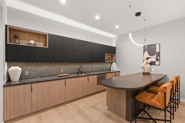 90 Crescent Drive, Palo Alto CA: https://media.crmls.org/mediaz/85fdfdfd-d06b-486b-901d-753e800d5b33.jpg