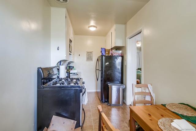 3415 19 Madison Ave, San Diego CA: https://media.crmls.org/mediaz/85fe2b22-385a-4f08-a9d2-6890c9082572.jpg