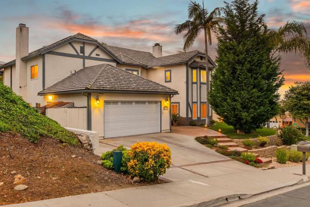 6823 Corintia St, Carlsbad CA: https://media.crmls.org/mediaz/85fe7a49-438e-4252-80ee-7ae3894a379b.jpg