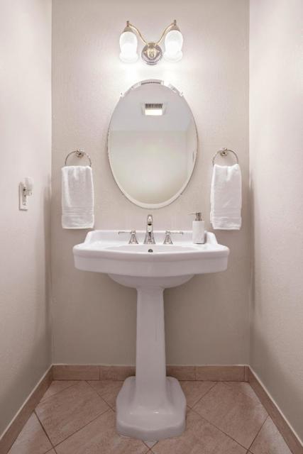 880 Moana Court, Palo Alto CA: https://media.crmls.org/mediaz/85fee269-6493-46e7-ab4a-69909d333b0c.jpg