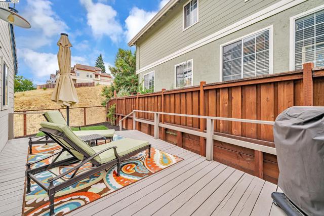 47 Summer Hill Court, Danville CA: https://media.crmls.org/mediaz/85ff474e-aafa-497b-83d7-39ddc3c7a27e.jpg