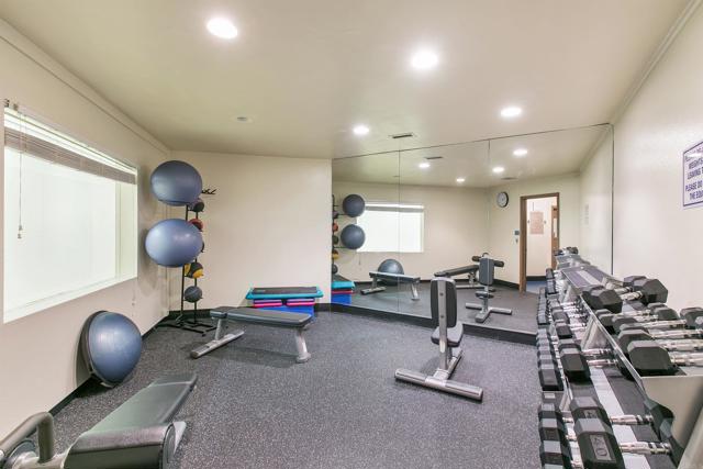 6635 Caminito Scioto, La Jolla CA: https://media.crmls.org/mediaz/85ff5021-6313-45b7-8d09-cb5ac2e3bb19.jpg