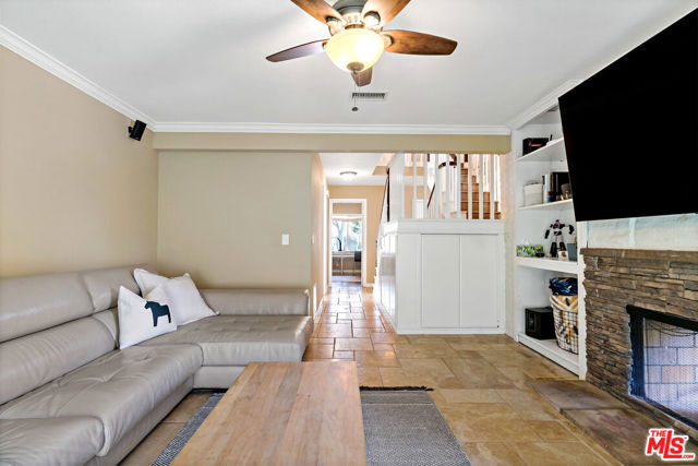 683 Triunfo Canyon Road, Westlake Village CA: https://media.crmls.org/mediaz/85ff9052-b10a-4cbc-9fbd-6cc5d154cc9c.jpg