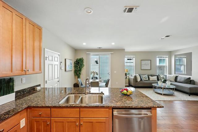670 Woodland Terrace, San Jose CA: https://media.crmls.org/mediaz/86010b59-86e2-427a-9754-3b6c50075826.jpg