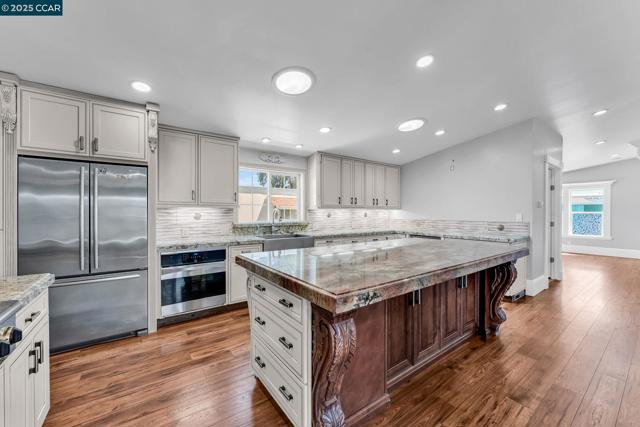 189 Suez Dr, Pacheco CA: https://media.crmls.org/mediaz/86015fb1-7317-4cc9-93a6-e5f661fff234.jpg