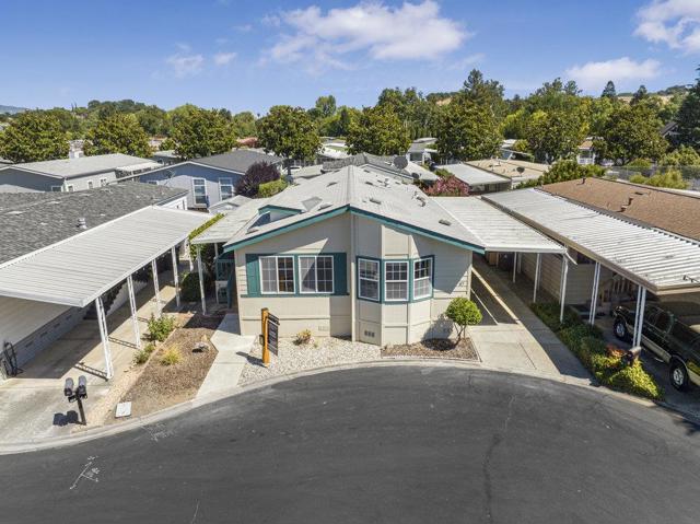 97 Melody Lane, Morgan Hill CA: https://media.crmls.org/mediaz/860190bf-1dd9-453a-90f5-e056ab41792d.jpg