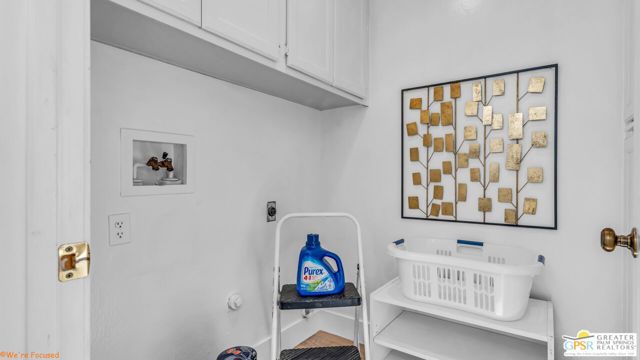 307 Appaloosa Way, Palm Desert CA: https://media.crmls.org/mediaz/86021ea3-492e-4720-bb86-65d09028e1a8.jpg