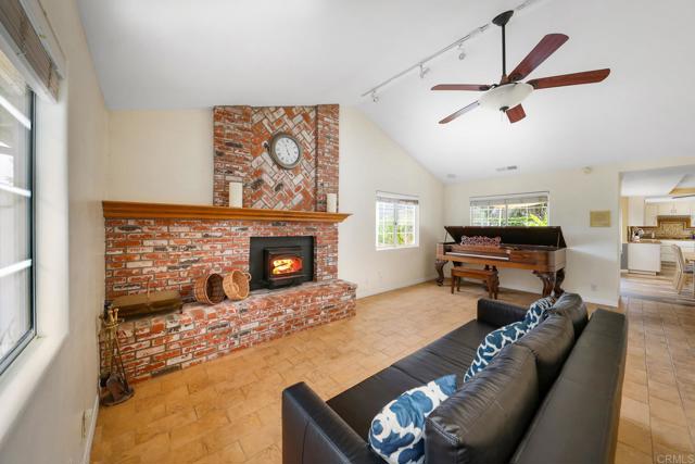 Detail Gallery Image 16 of 42 For 15519 Villa Sierra, Valley Center,  CA 92082 - 4 Beds | 3 Baths