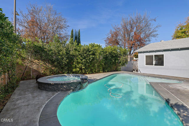 Detail Gallery Image 37 of 39 For 593 Talbert Ave, Simi Valley,  CA 93065 - 4 Beds | 2/1 Baths