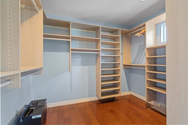 Detail Gallery Image 23 of 58 For 14403 Gaslight Ct, Poway,  CA 92064 - 5 Beds | 5 Baths