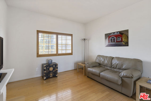 10630 Moorpark Street, North Hollywood CA: https://media.crmls.org/mediaz/8606e997-577b-4156-85ef-1092d9917799.jpg