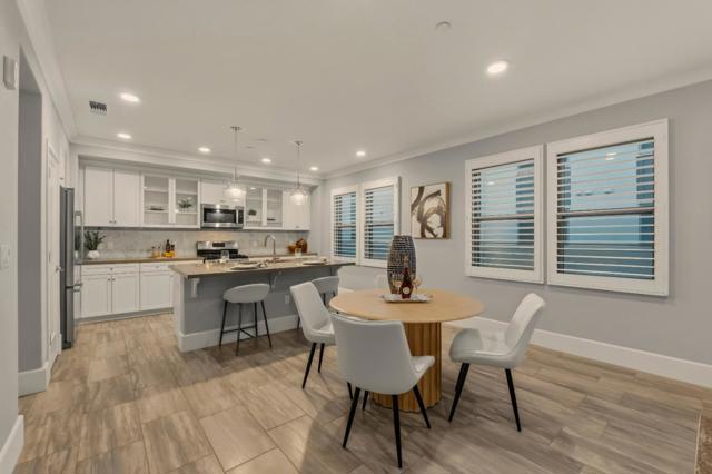 1057 Foxglove Place, San Jose CA: https://media.crmls.org/mediaz/8606ffc0-7c35-4090-8d39-644bc0ea10be.jpg