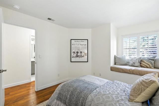 2074 Foxhall Loop, San Jose CA: https://media.crmls.org/mediaz/86072d76-1455-4be7-a04d-9ffd8c73f4c9.jpg