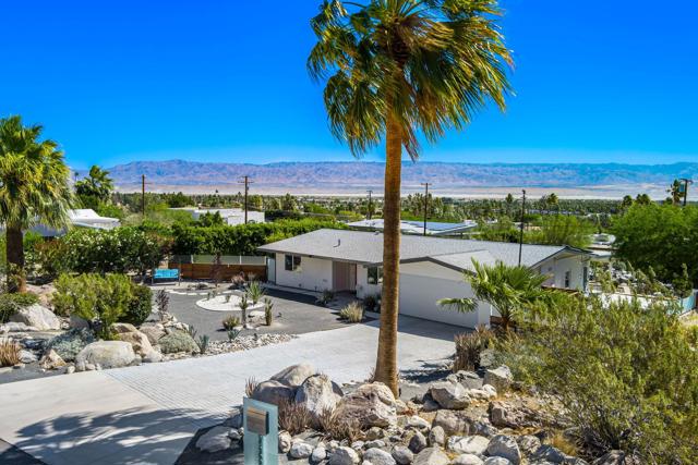 2360 N Palermo Drive, Palm Springs CA: https://media.crmls.org/mediaz/8607652e-1f5f-47e6-89c7-67c0443e9f0f.jpg