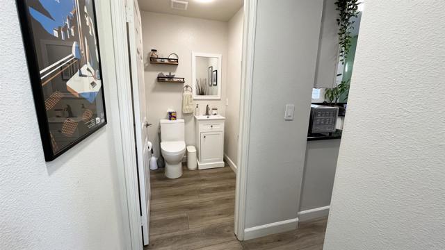 Detail Gallery Image 50 of 52 For 9300 Burnet Ave #111,  North Hills,  CA 91343 - 3 Beds | 2/1 Baths