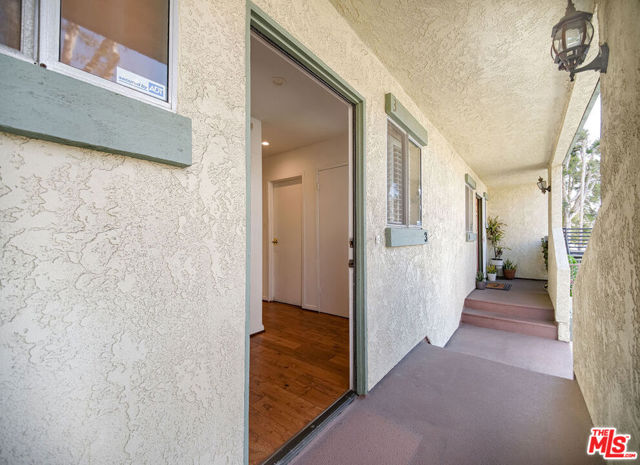 1818 Butler Avenue, Los Angeles CA: https://media.crmls.org/mediaz/8607b292-9c82-4b70-87a8-c6a1b4a8b274.jpg