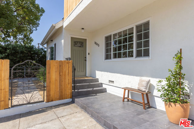 1945 Yosemite Drive, Los Angeles CA: https://media.crmls.org/mediaz/8607e28f-d451-4697-9af2-e841d1cdfa89.jpg