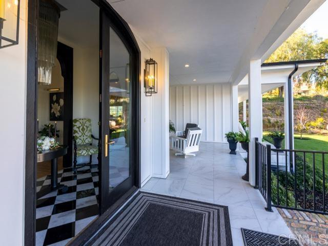 2255 Via Dulcea, Fallbrook CA: https://media.crmls.org/mediaz/8607f6cf-695c-4fd7-821d-9ca48a3d9b8b.jpg