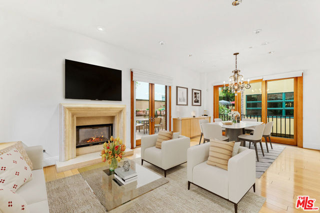 2323 S Beverly Glen Boulevard, Los Angeles CA: https://media.crmls.org/mediaz/86086696-8375-4626-991a-31411011bbee.jpg