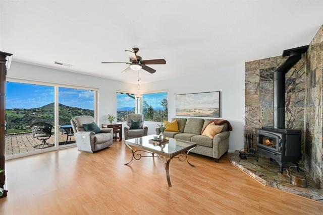 Detail Gallery Image 22 of 53 For 13065 via Suena, Valley Center,  CA 92082 - 3 Beds | 2/1 Baths