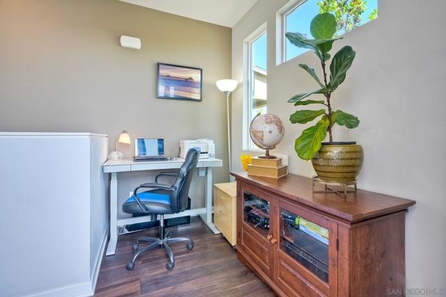 2056 Callisto Terrace, Chula Vista CA: https://media.crmls.org/mediaz/8608eb78-bebc-490a-b4e1-63e30018f659.jpg
