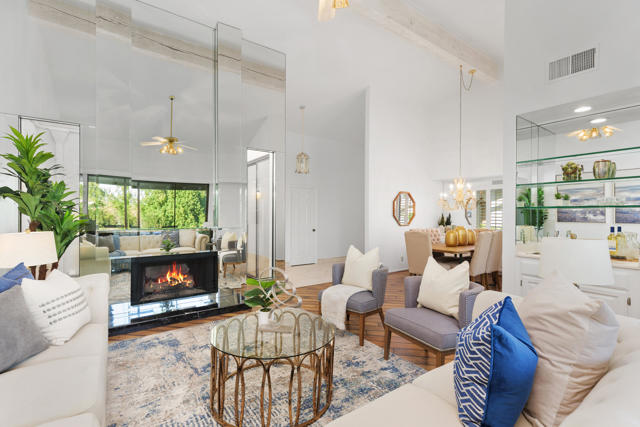 220 Green Mountain Drive, Palm Desert CA: https://media.crmls.org/mediaz/86091634-df08-437f-8c08-3f0adcab7b12.jpg