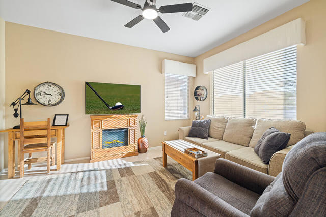 37261 Medjool Avenue, Palm Desert CA: https://media.crmls.org/mediaz/8609f137-64ad-4cbc-98ba-15f275b33438.jpg