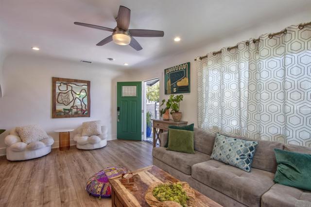 4040 42 35Th Street, San Diego CA: https://media.crmls.org/mediaz/860a53c9-1f40-4980-9013-6c519ac39f63.jpg