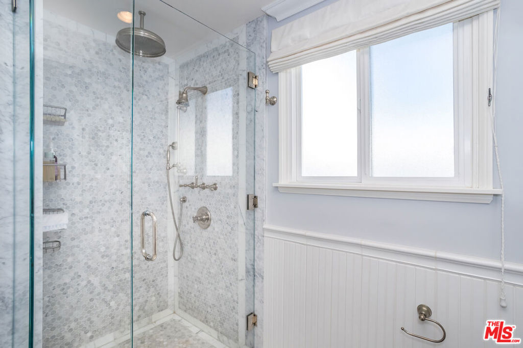 MLS #25517623 image #23
