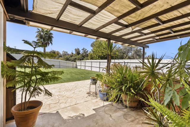 Detail Gallery Image 23 of 29 For 4657 Chateau Pl, San Diego,  CA 92117 - 3 Beds | 1 Baths