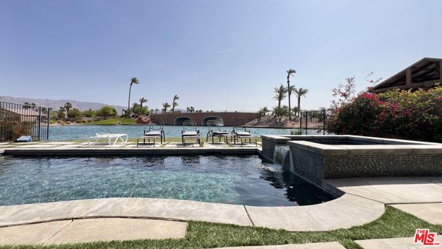 84330 Tramonto Way, Indio CA: https://media.crmls.org/mediaz/860ebe68-29e5-4c81-9191-9b59cfb469be.jpg