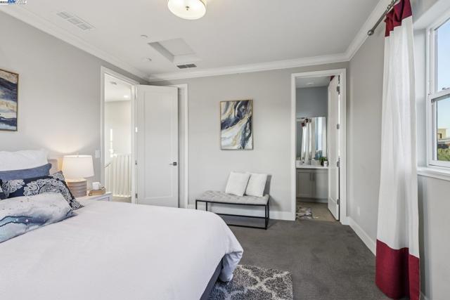 5789 Nugget Way, Dublin CA: https://media.crmls.org/mediaz/860fad02-6389-4987-8955-9dd23389ea69.jpg