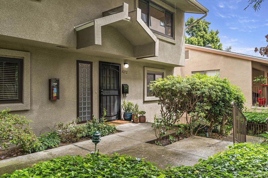 4272 5th Ave - photo 6